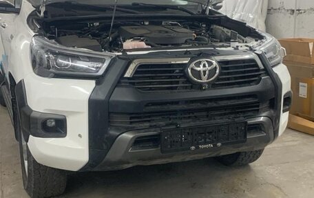 Toyota Hilux VIII, 2017 год, 3 300 000 рублей, 6 фотография