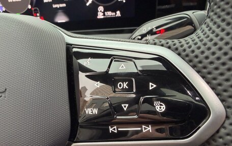 Volkswagen Tiguan, 2025 год, 4 700 000 рублей, 25 фотография