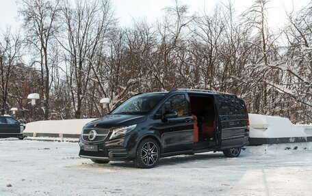 Mercedes-Benz V-Класс, 2023 год, 14 500 000 рублей, 3 фотография