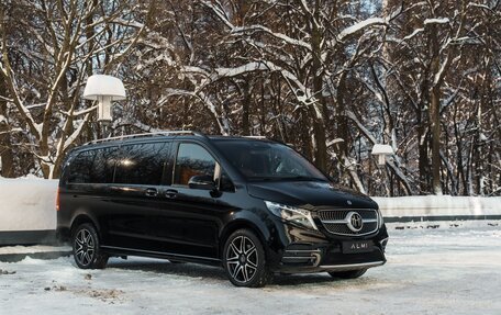 Mercedes-Benz V-Класс, 2023 год, 14 500 000 рублей, 6 фотография