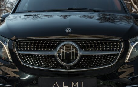 Mercedes-Benz V-Класс, 2023 год, 14 500 000 рублей, 10 фотография