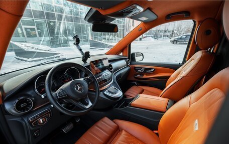 Mercedes-Benz V-Класс, 2023 год, 14 500 000 рублей, 30 фотография