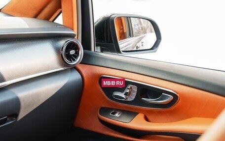 Mercedes-Benz V-Класс, 2023 год, 14 500 000 рублей, 40 фотография