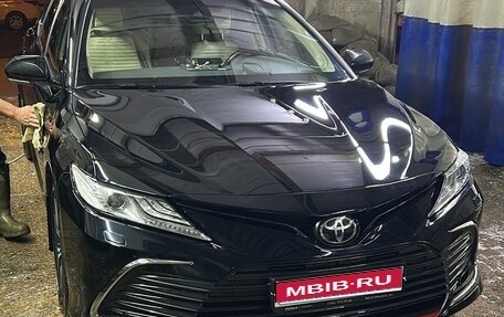 Toyota Camry, 2021 год, 3 350 000 рублей, 1 фотография