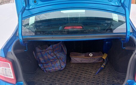 Renault Logan II, 2018 год, 1 200 000 рублей, 9 фотография