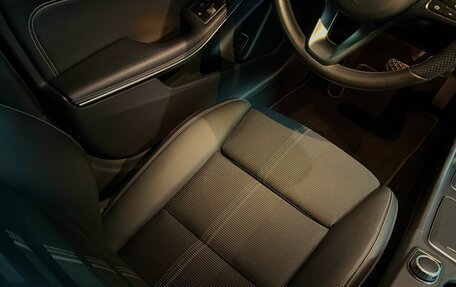 Mercedes-Benz GLA, 2019 год, 2 500 000 рублей, 7 фотография