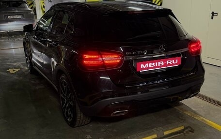 Mercedes-Benz GLA, 2019 год, 2 500 000 рублей, 4 фотография