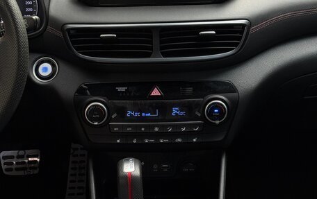 Hyundai Tucson III, 2020 год, 4 300 000 рублей, 23 фотография