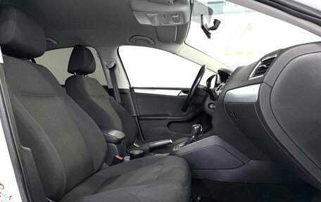 Volkswagen Jetta VI, 2018 год, 1 349 000 рублей, 11 фотография