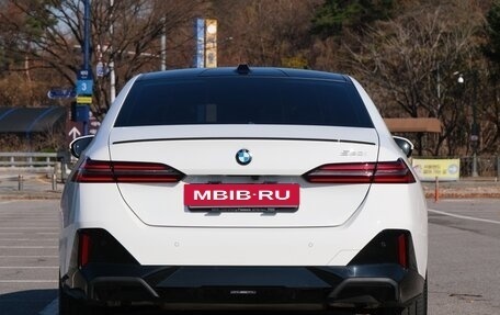 BMW 5 серия, 2025 год, 6 215 013 рублей, 5 фотография