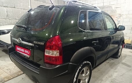 Hyundai Tucson III, 2006 год, 820 000 рублей, 3 фотография