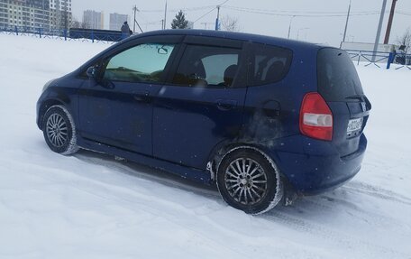 Honda Fit III, 2001 год, 320 000 рублей, 4 фотография