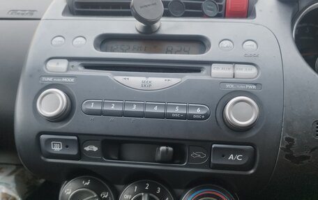 Honda Fit III, 2001 год, 320 000 рублей, 18 фотография