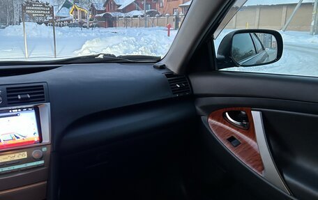 Toyota Camry, 2007 год, 1 100 000 рублей, 17 фотография