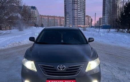 Toyota Camry, 2007 год, 1 100 000 рублей, 8 фотография