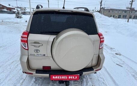 Toyota RAV4, 2011 год, 1 700 000 рублей, 4 фотография
