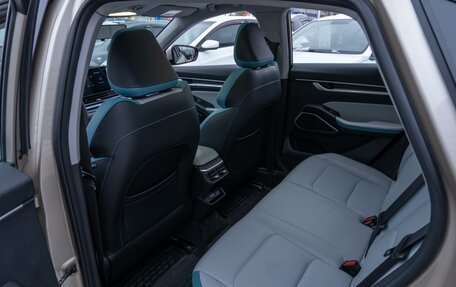 Geely Emgrand, 2023 год, 1 929 000 рублей, 13 фотография