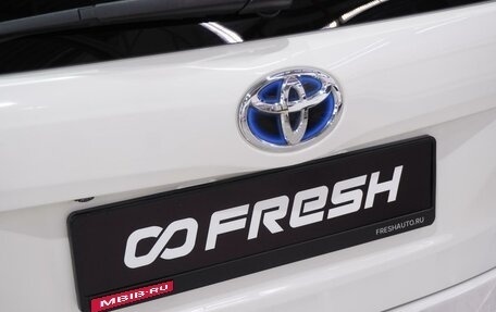 Toyota Prius Alpha I (ZVW40/41), 2015 год, 1 288 000 рублей, 13 фотография