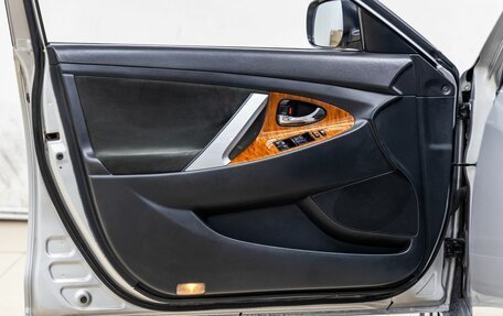 Toyota Camry, 2007 год, 1 099 000 рублей, 26 фотография