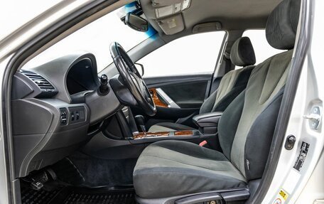 Toyota Camry, 2007 год, 1 099 000 рублей, 28 фотография