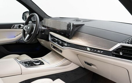 BMW X7, 2025 год, 15 500 000 рублей, 27 фотография