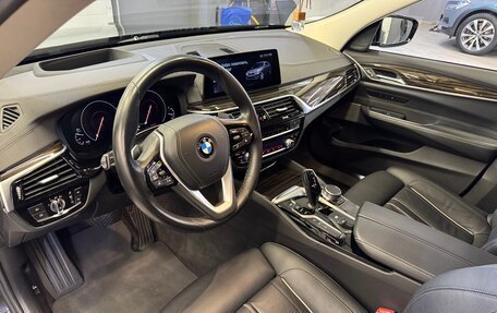 BMW 6 серия, 2019 год, 6 000 000 рублей, 6 фотография