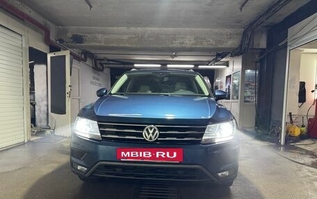 Volkswagen Tiguan II, 2020 год, 3 000 000 рублей, 3 фотография