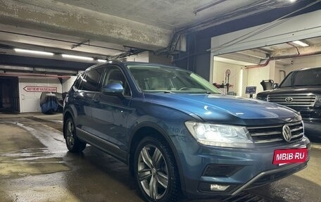 Volkswagen Tiguan II, 2020 год, 3 000 000 рублей, 4 фотография