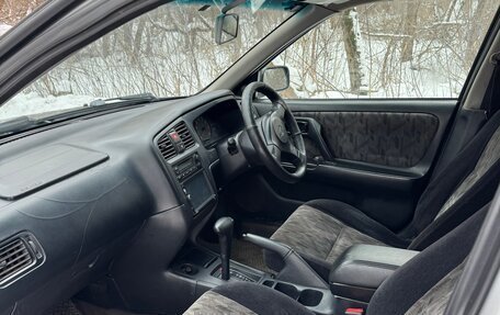 Nissan Primera II рестайлинг, 2000 год, 250 000 рублей, 18 фотография