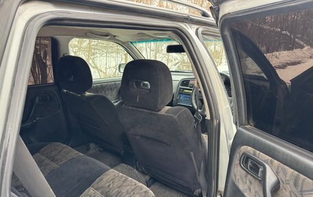 Nissan Primera II рестайлинг, 2000 год, 250 000 рублей, 24 фотография