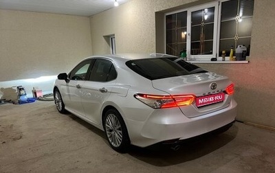 Toyota Camry, 2018 год, 2 500 000 рублей, 1 фотография
