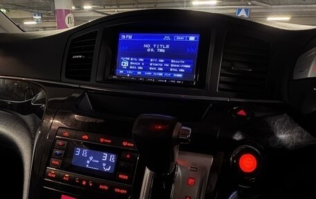 Nissan Elgrand III, 2011 год, 950 000 рублей, 11 фотография