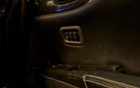 Nissan Elgrand III, 2011 год, 950 000 рублей, 17 фотография