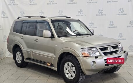 Mitsubishi Pajero III рестайлинг, 2006 год, 818 000 рублей, 3 фотография