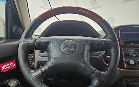 Mitsubishi Pajero III рестайлинг, 2006 год, 818 000 рублей, 16 фотография