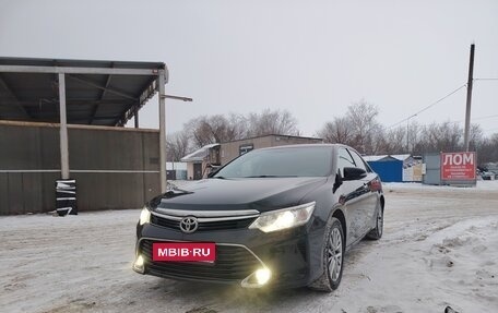 Toyota Camry, 2014 год, 2 100 000 рублей, 4 фотография