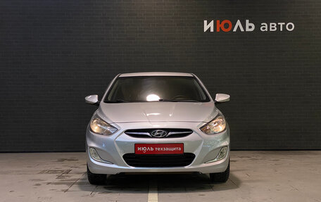 Hyundai Solaris II рестайлинг, 2011 год, 735 000 рублей, 2 фотография