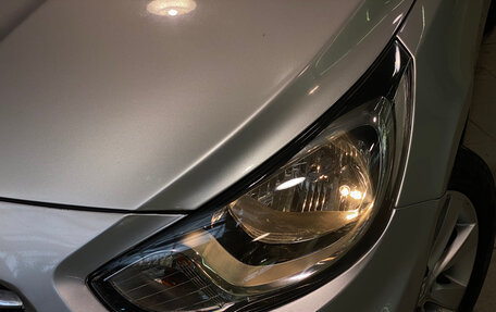 Hyundai Solaris II рестайлинг, 2011 год, 735 000 рублей, 9 фотография