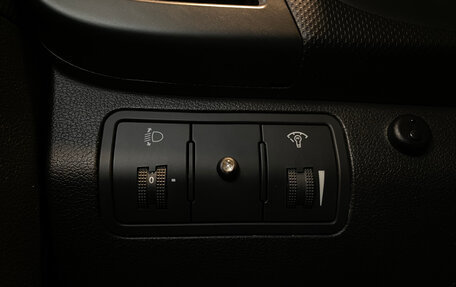 Hyundai Solaris II рестайлинг, 2011 год, 735 000 рублей, 16 фотография