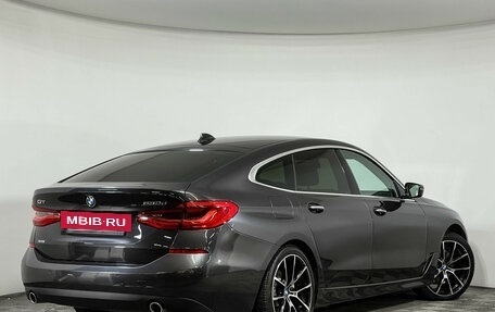 BMW 6 серия, 2018 год, 3 700 000 рублей, 2 фотография