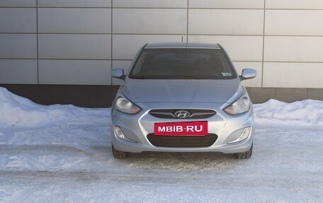 Hyundai Solaris II рестайлинг, 2012 год, 735 000 рублей, 2 фотография