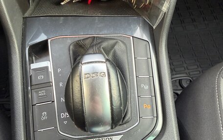 Volkswagen Tiguan II, 2017 год, 1 850 000 рублей, 16 фотография