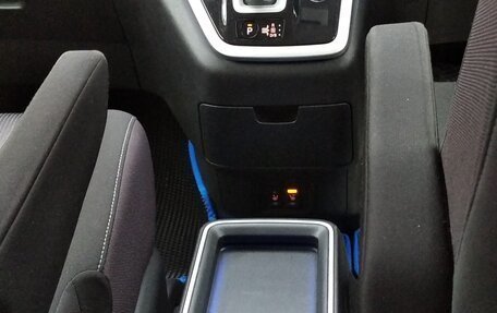 Nissan Serena IV, 2019 год, 2 290 000 рублей, 32 фотография