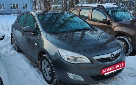 Opel Astra J, 2010 год, 599 000 рублей, 11 фотография