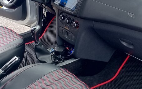 Renault Sandero II рестайлинг, 2020 год, 1 100 000 рублей, 4 фотография