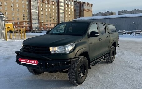 Toyota Hilux VIII, 2016 год, 3 500 000 рублей, 2 фотография