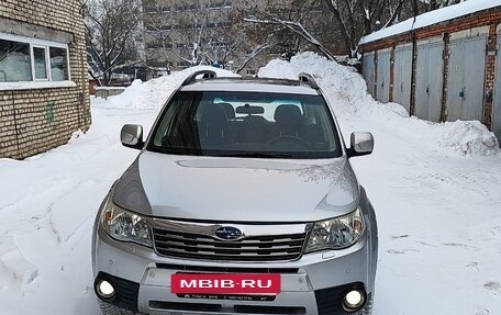 Subaru Forester, 2008 год, 1 050 000 рублей, 2 фотография