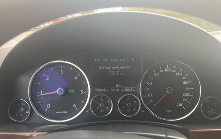 Volkswagen Touareg III, 2007 год, 925 000 рублей, 14 фотография