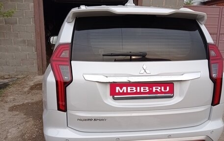 Mitsubishi Pajero Sport III рестайлинг, 2020 год, 4 350 000 рублей, 4 фотография