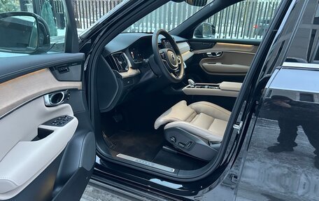 Volvo XC90 II рестайлинг, 2025 год, 10 790 000 рублей, 9 фотография